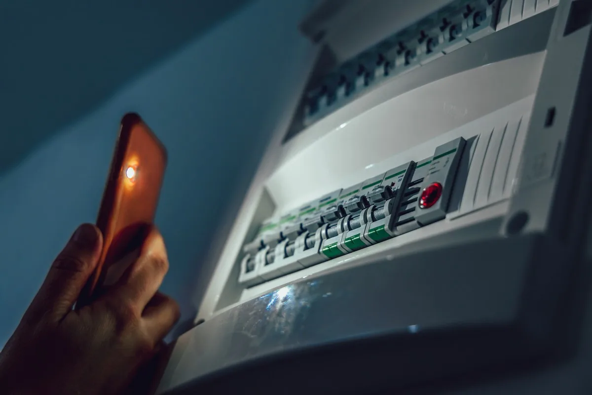 SOS électricien 24h/24 et 7j/7 à Aubervilliers SOS électricien 24h/24 et 7j/7 à Aubervilliers